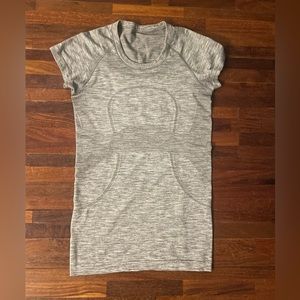 Lululemon Swiftly Tech Short Sleeve